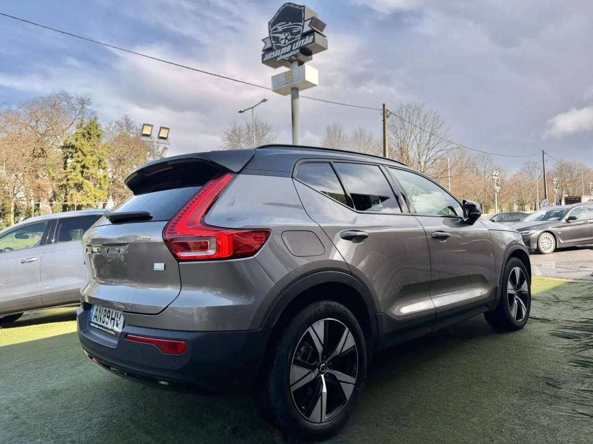 volvo-xc40-2022-hibrido-a-gasolina-1477cc