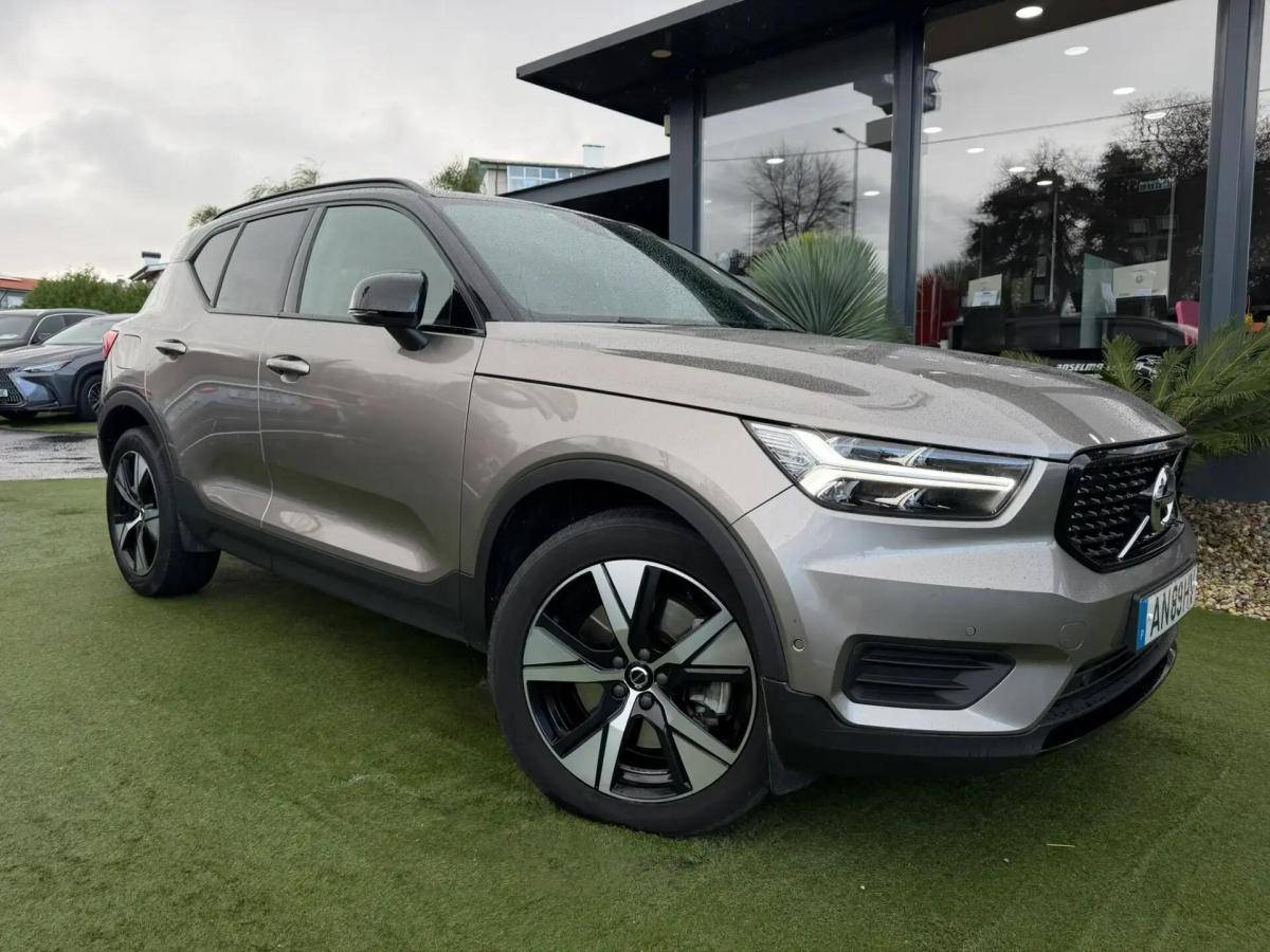 volvo-xc40-2022-hibrido-a-gasolina-1477cc