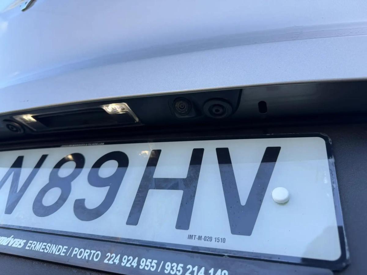 volvo-xc40-2022-hibrido-a-gasolina-1477cc