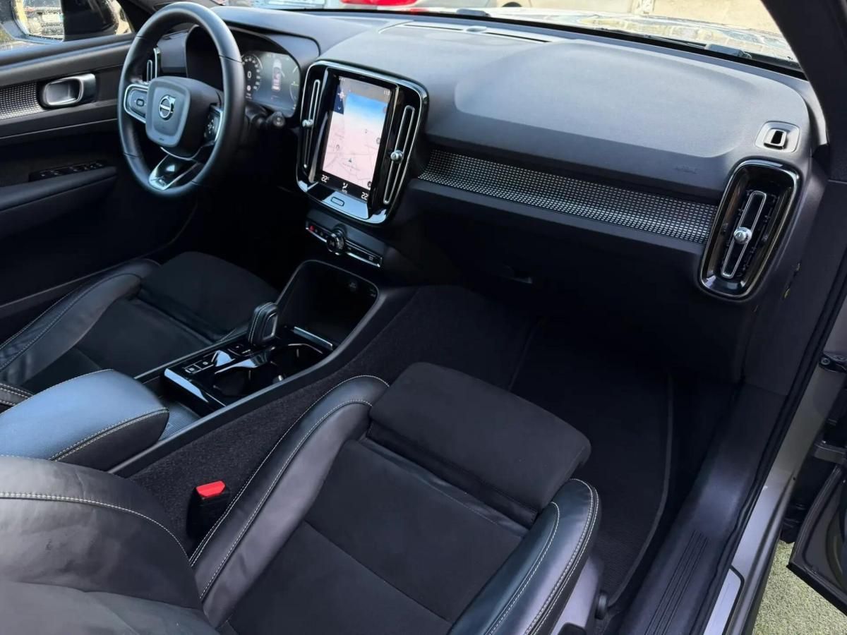 volvo-xc40-2022-hibrido-a-gasolina-1477cc