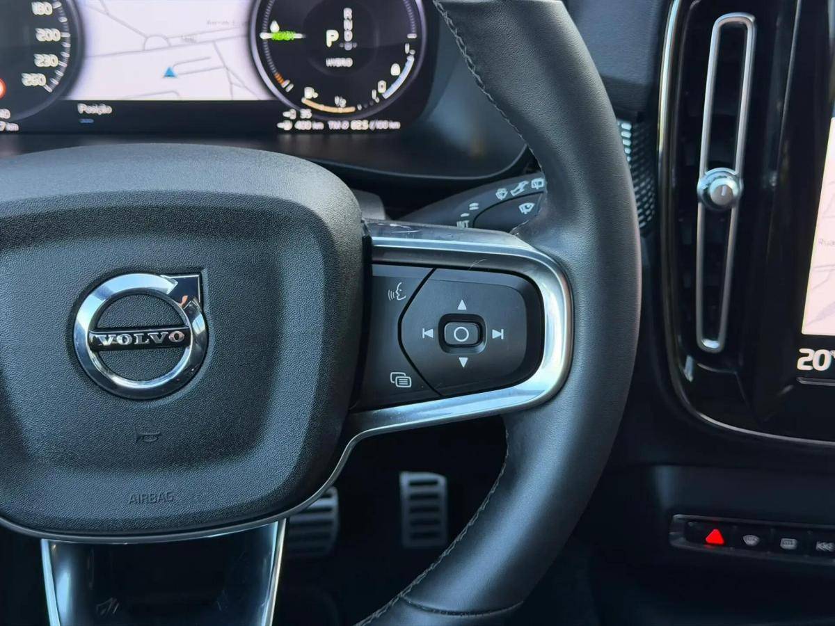 volvo-xc40-2022-hibrido-a-gasolina-1477cc