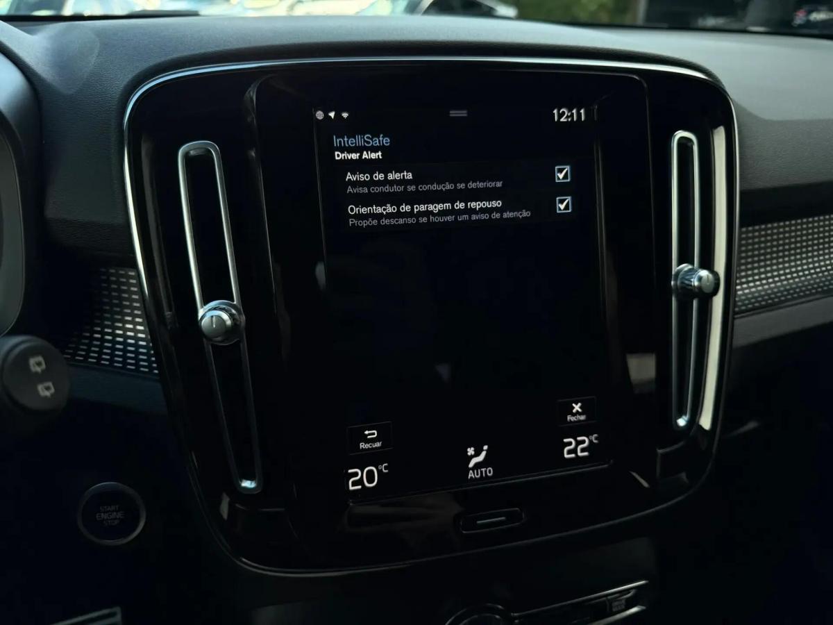 volvo-xc40-2022-hibrido-a-gasolina-1477cc