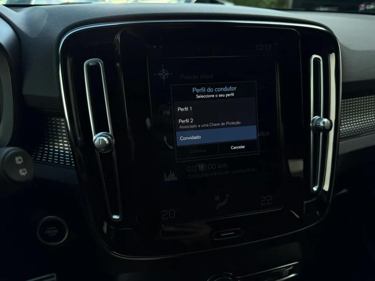 volvo-xc40-2022-hibrido-a-gasolina-1477cc