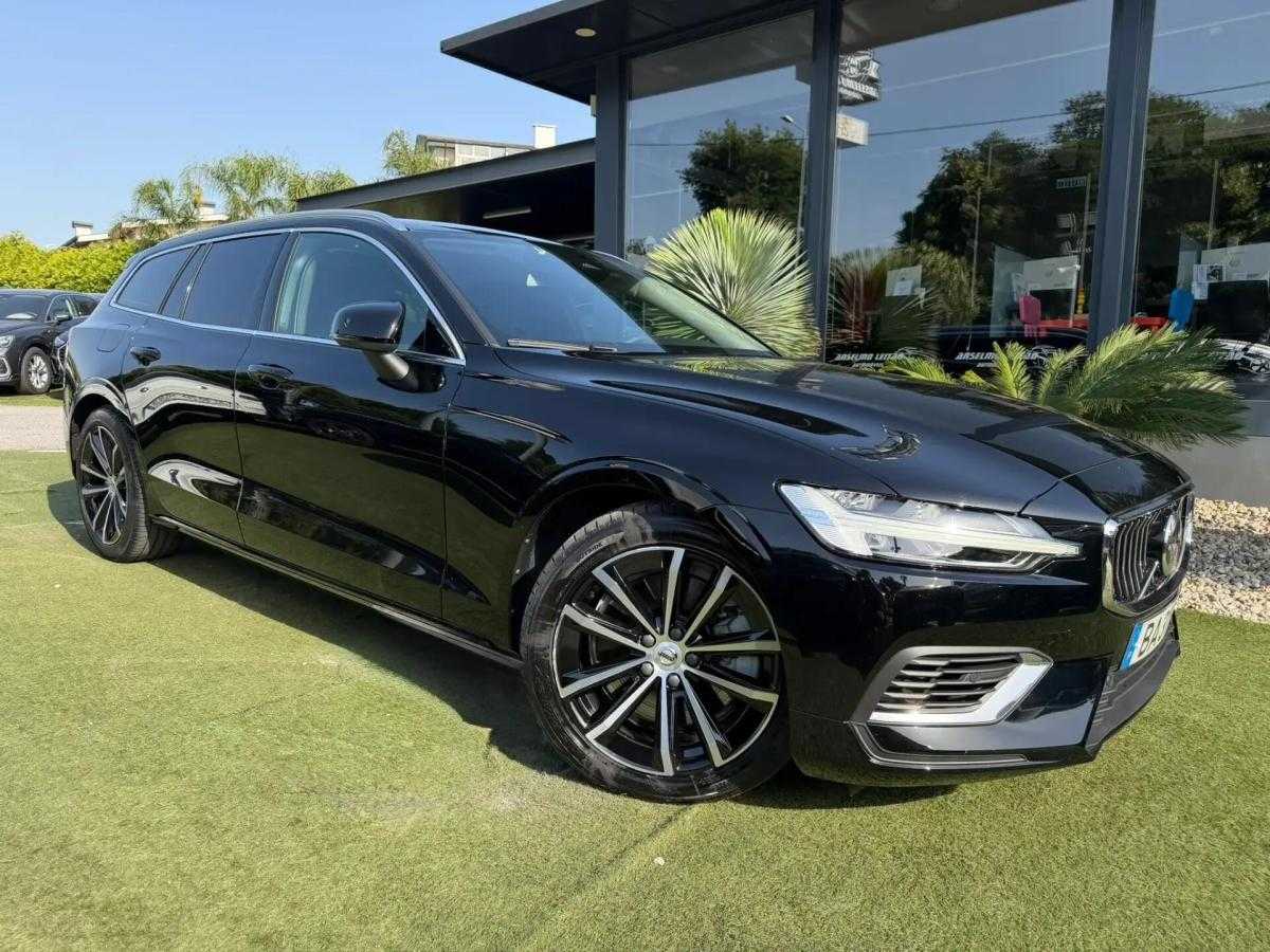 volvo-v60-2023-hibrido-a-gasolina-1969cc