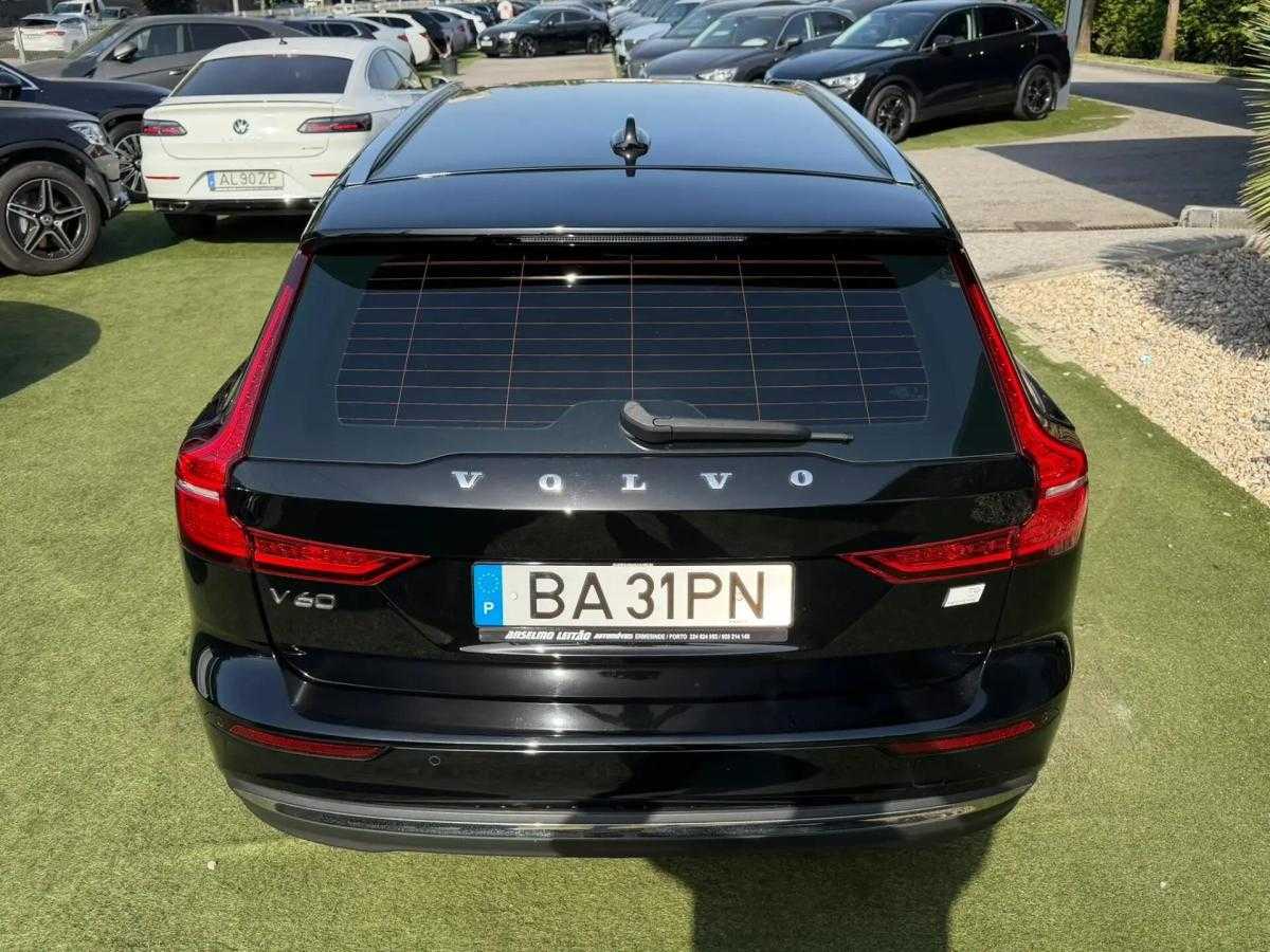 volvo-v60-2023-hibrido-a-gasolina-1969cc