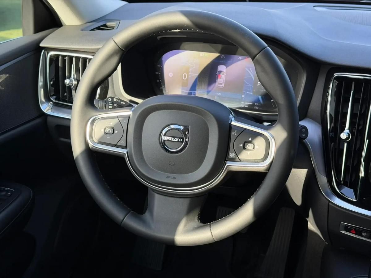 volvo-v60-2023-hibrido-a-gasolina-1969cc