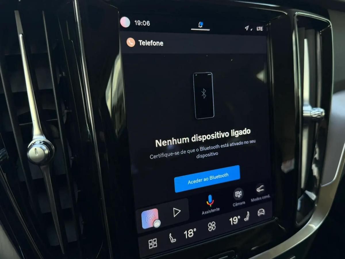 volvo-v60-2023-hibrido-a-gasolina-1969cc