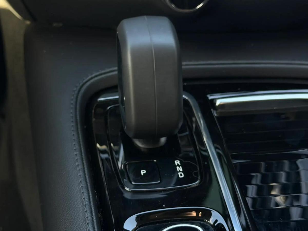 volvo-v60-2023-hibrido-a-gasolina-1969cc