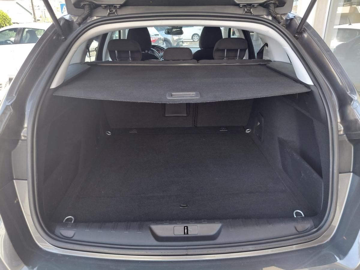 peugeot-308-sw-2021-gasolina-1199cc