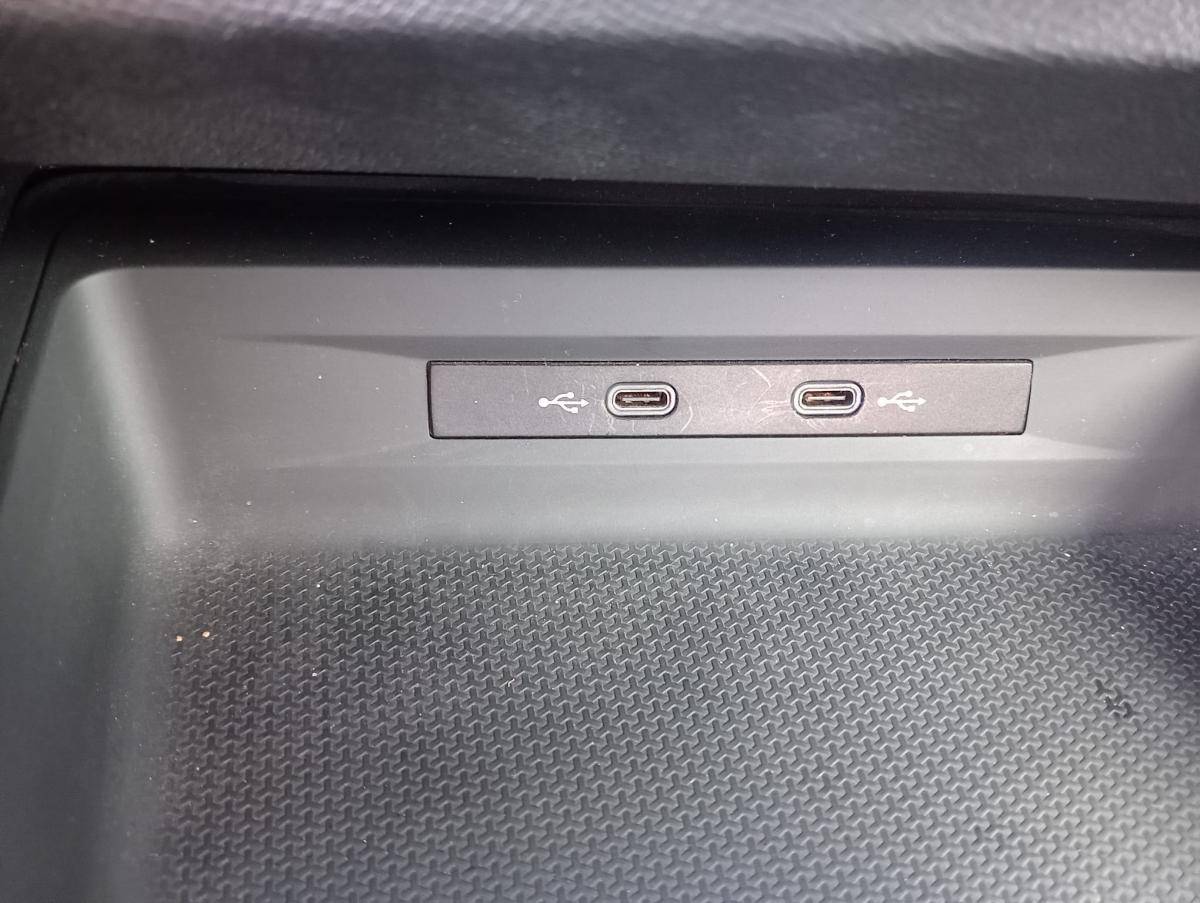 seat-leon-2020-gasolina-999cc