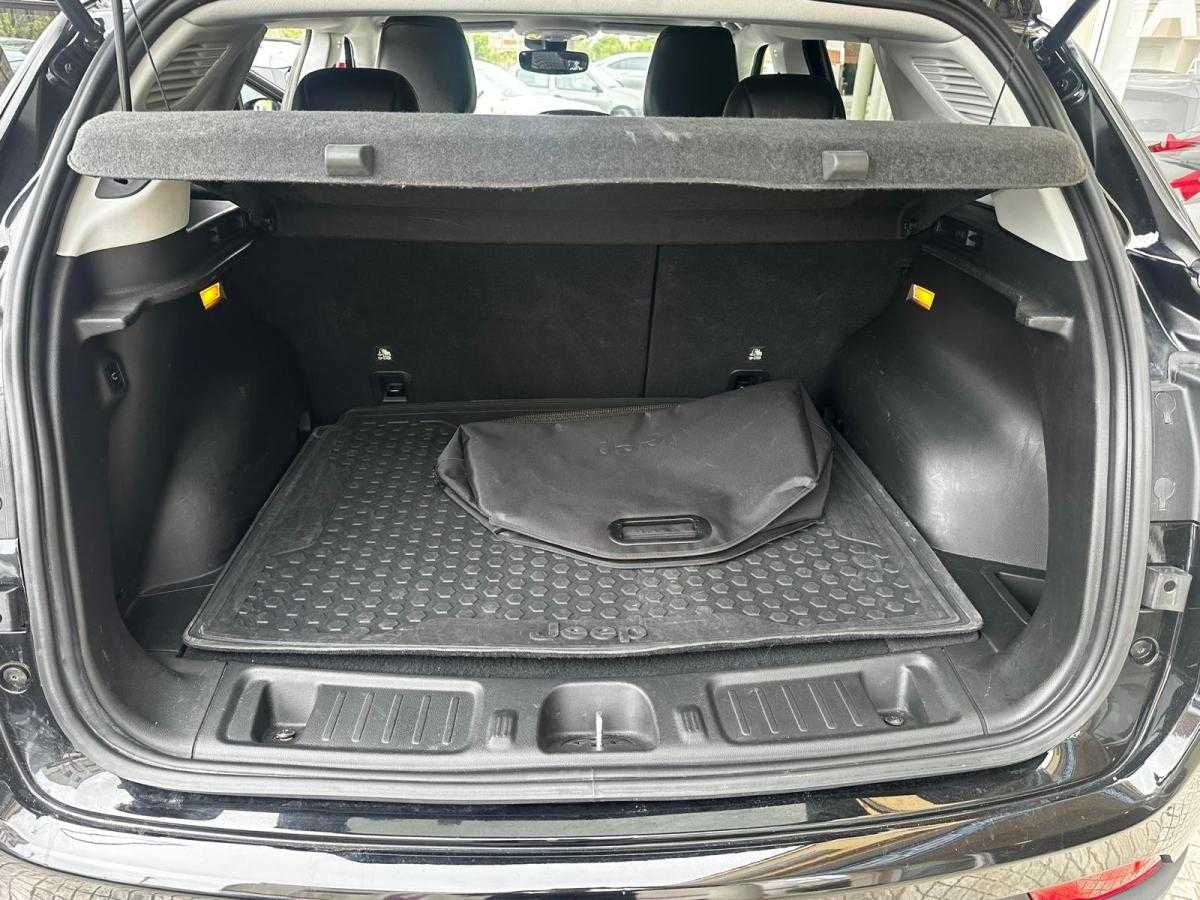 jeep-compass-2023-hibrido-a-gasolina-1332cc