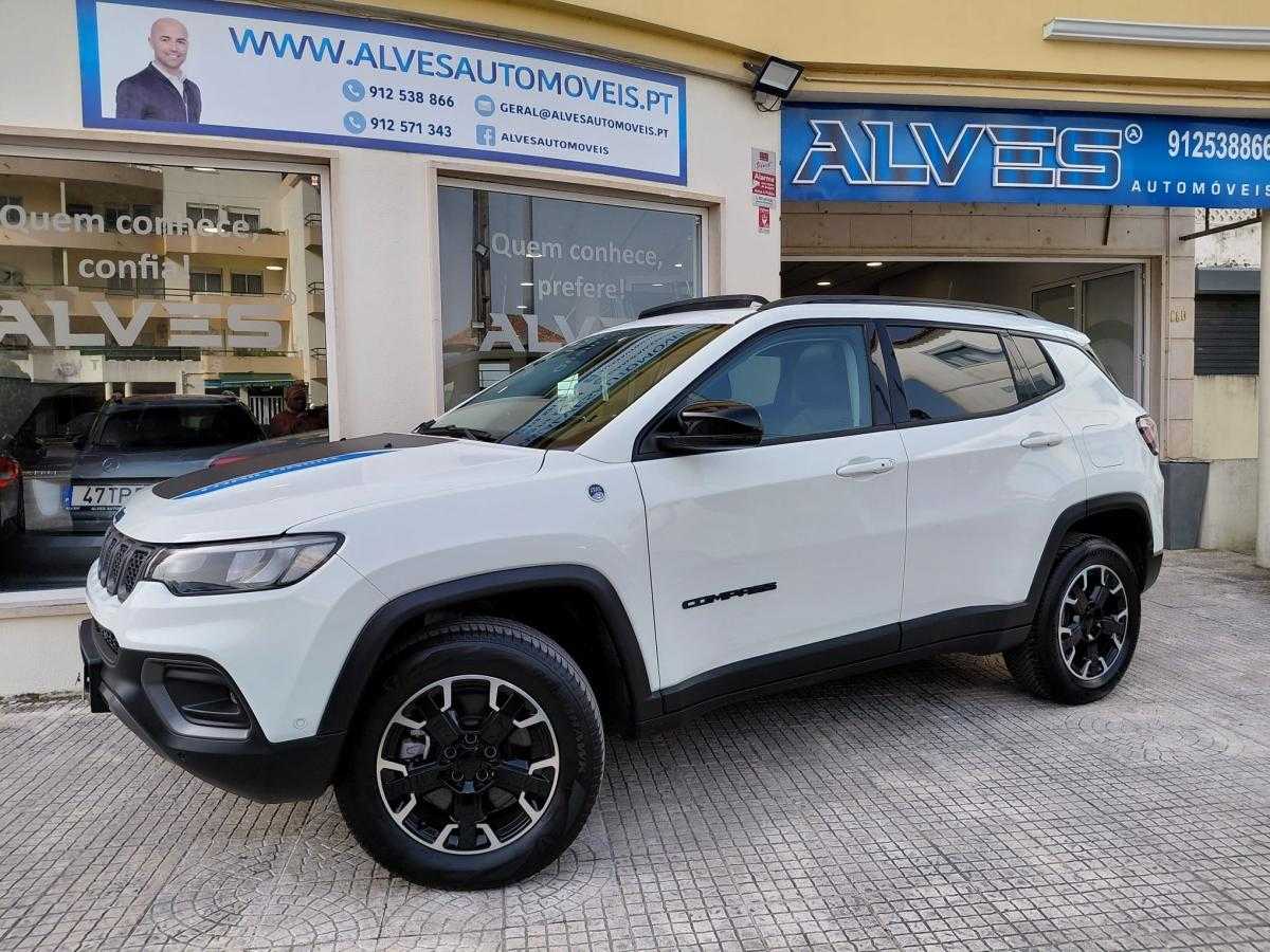 jeep-compass-2023-hibrido-a-gasolina-1332cc