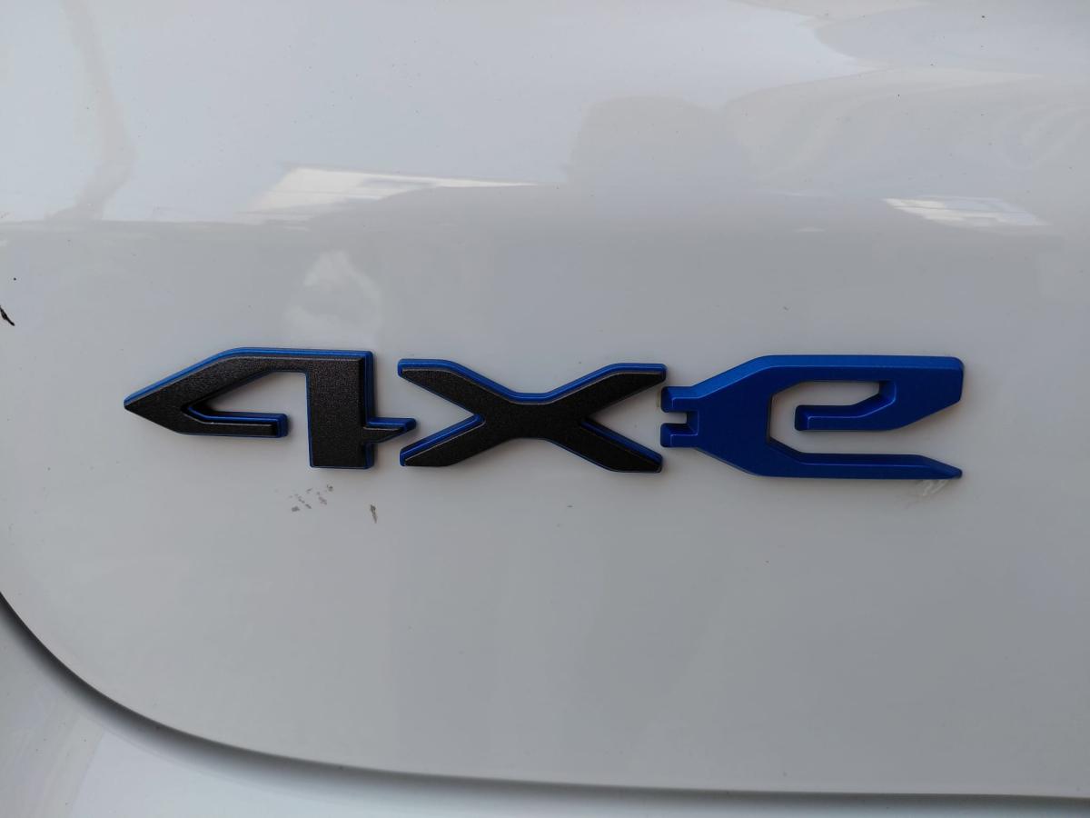 jeep-compass-2023-hibrido-a-gasolina-1332cc