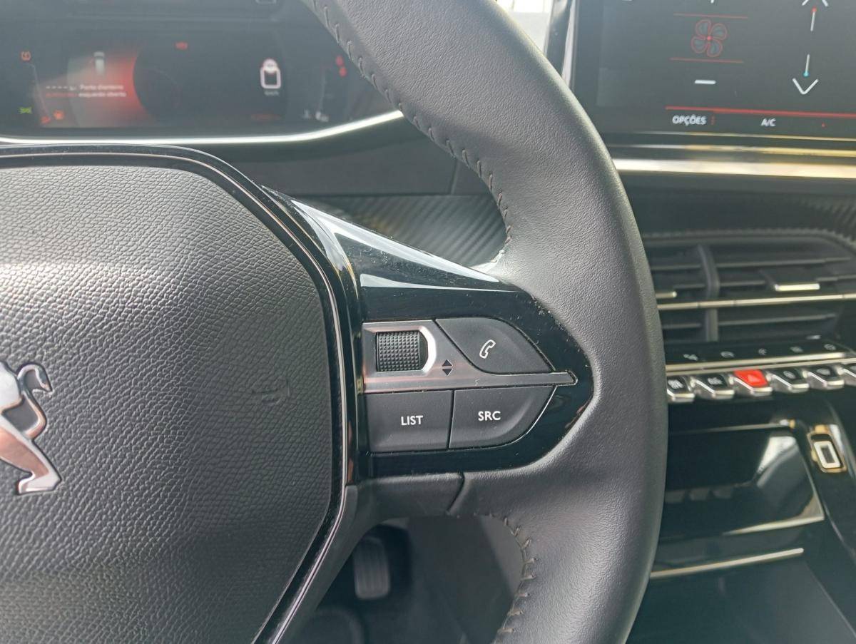 peugeot-2008-2023-gasolina-1199cc