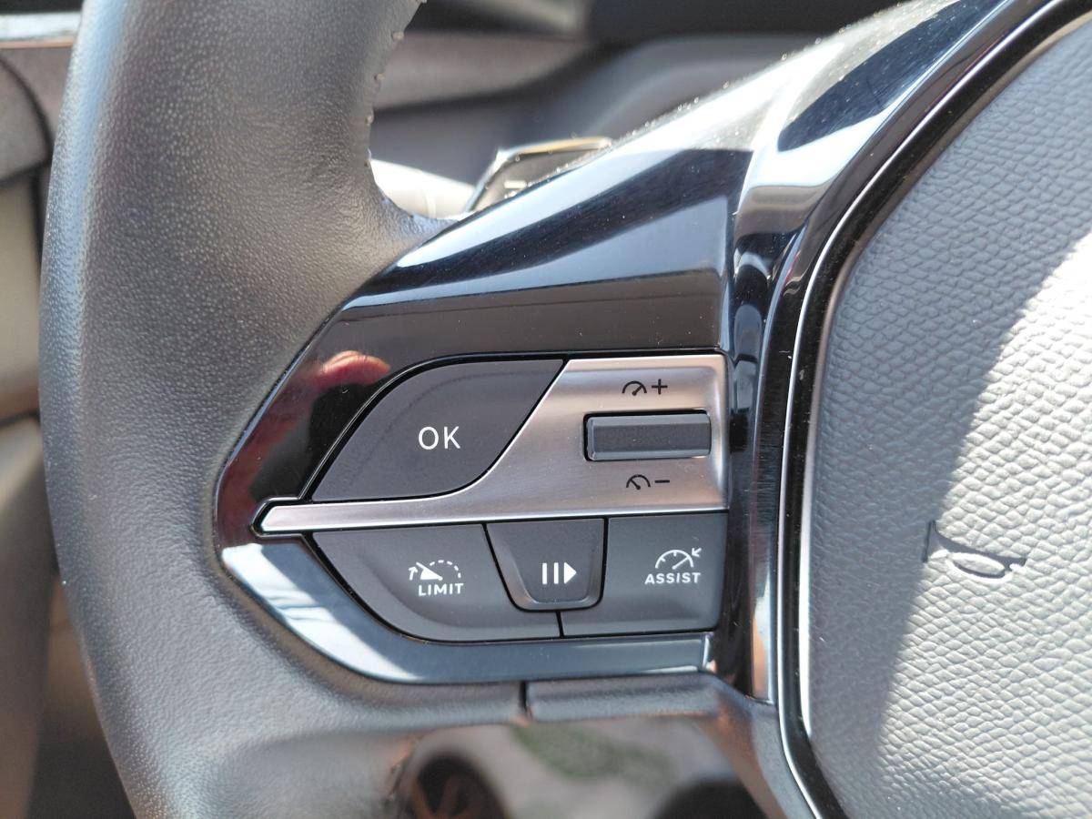 peugeot-308-sw-2024-hibrido-a-gasolina-1598cc