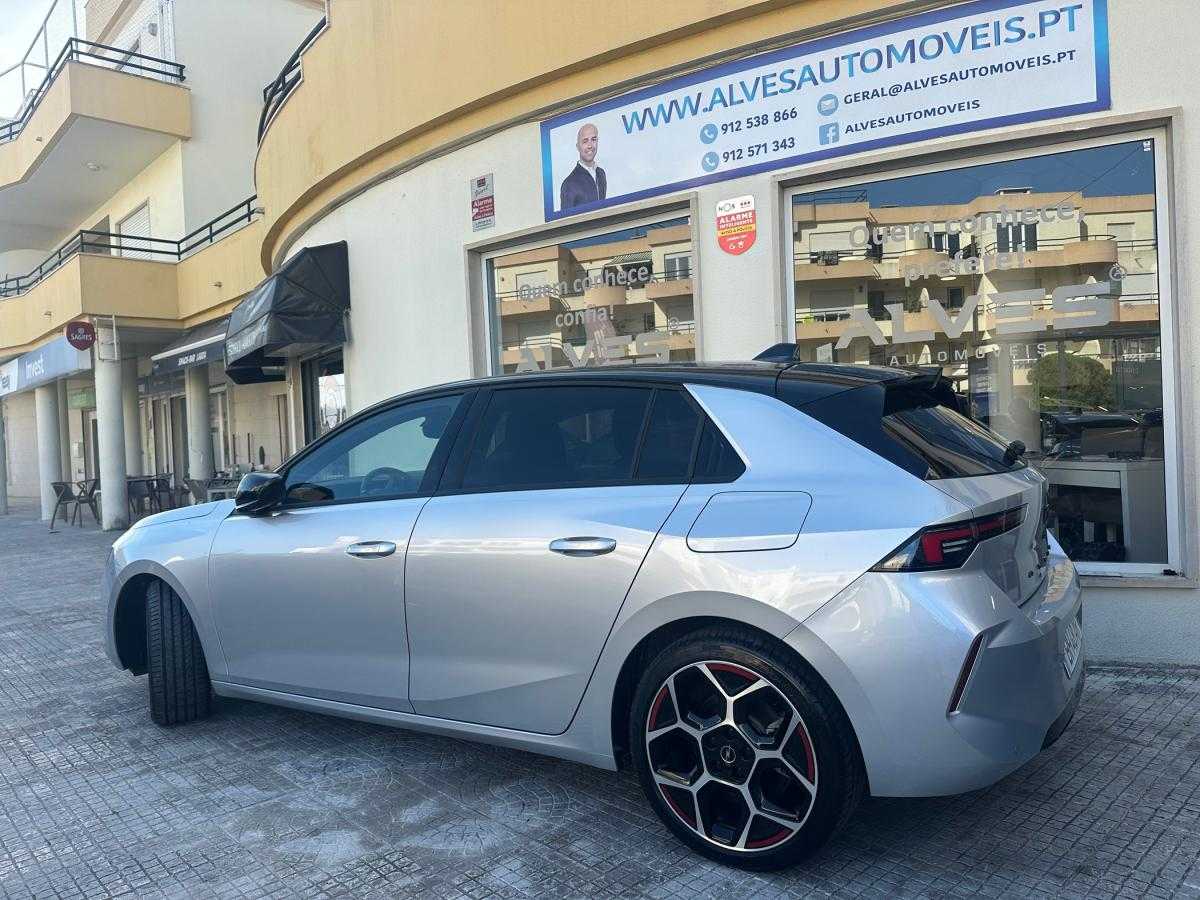 opel-astra-2024-hibrido-a-gasolina-1598cc