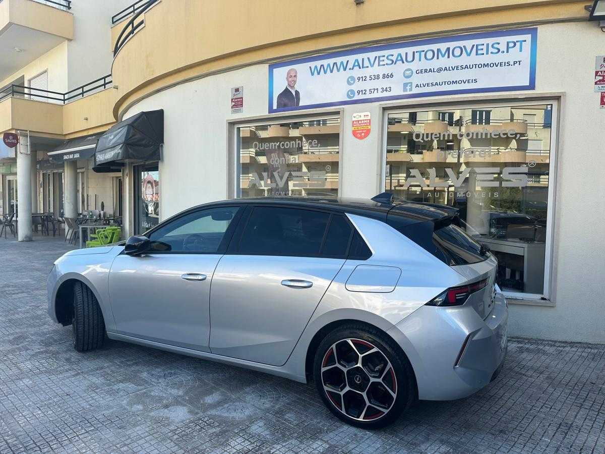 opel-astra-2024-hibrido-a-gasolina-1598cc