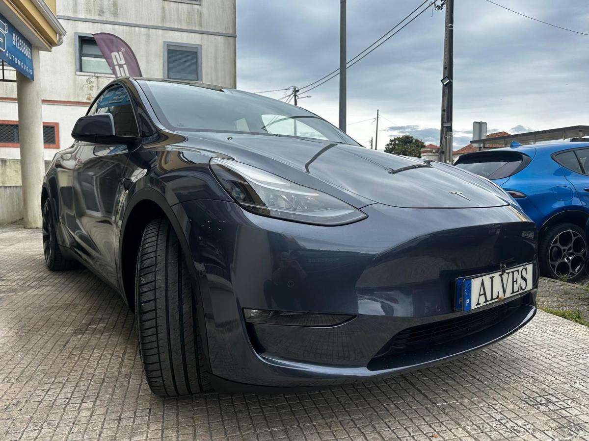 tesla-model-y-2021-eletrico-0cc