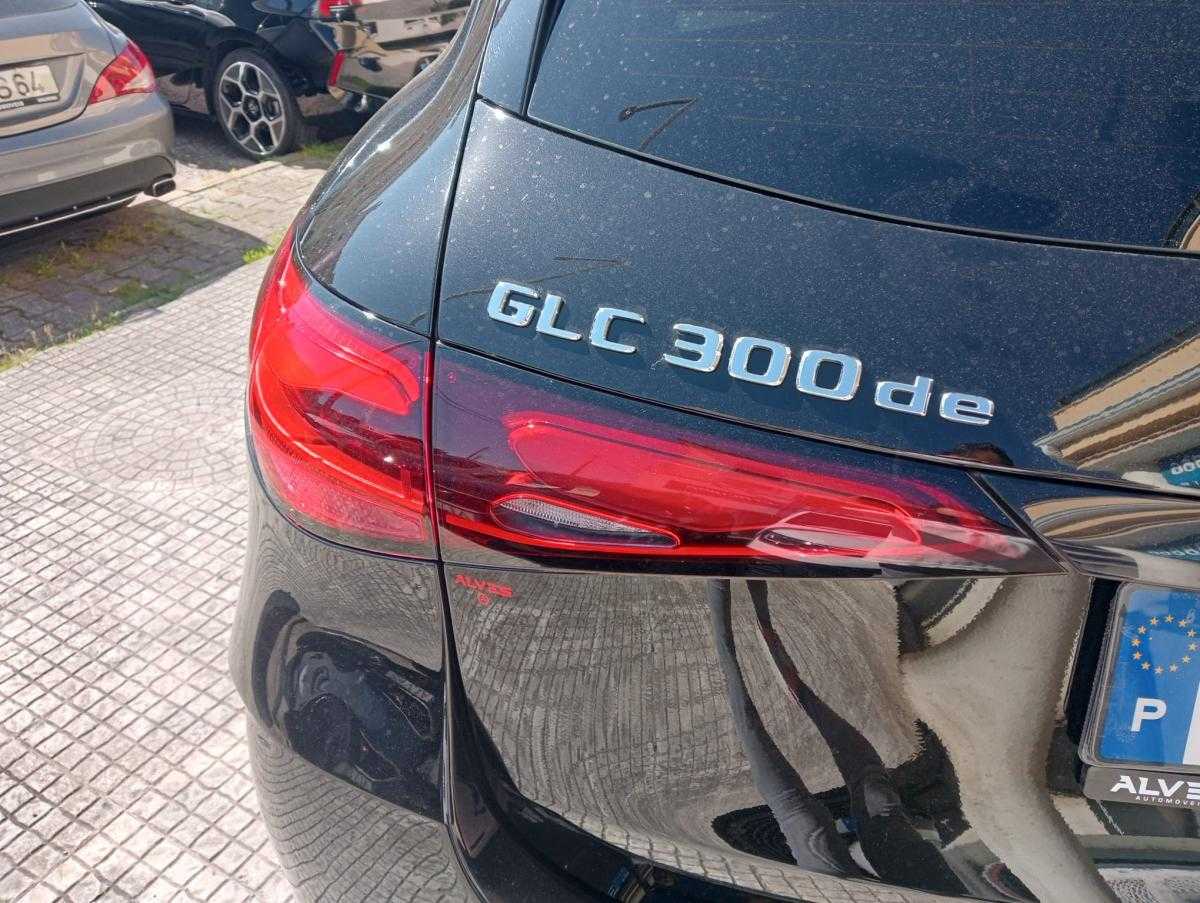 mercedes-benz-glc-2025-hibrido-a-diesel-1993cc