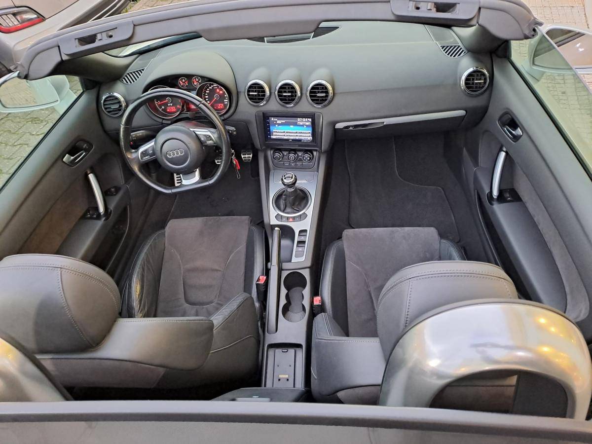 audi-tt-2009-gasolina-1984cc