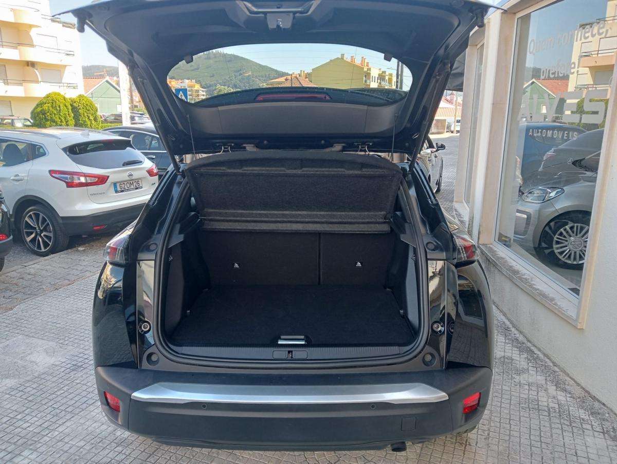 peugeot-2008-2022-gasolina-1199cc