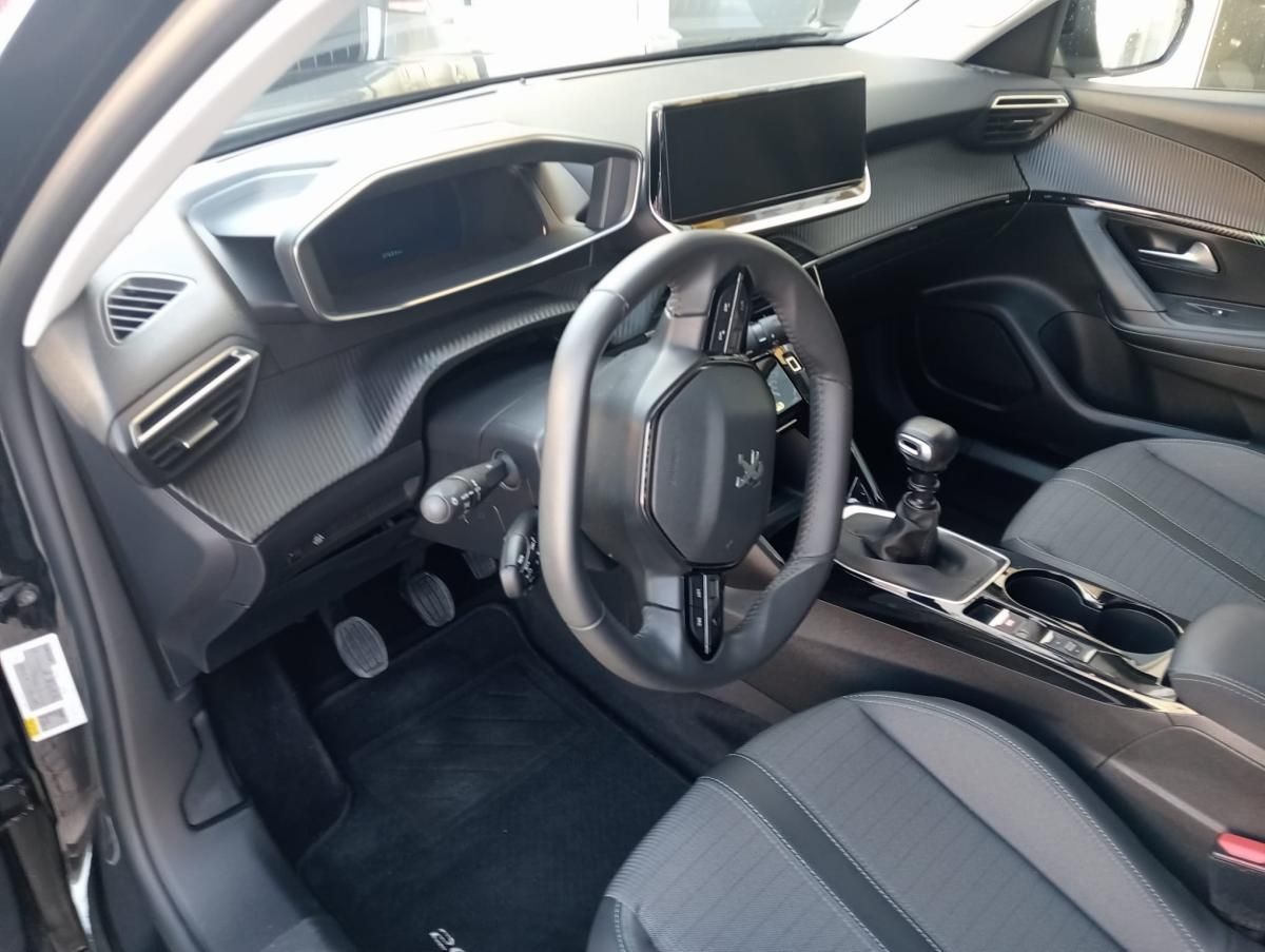 peugeot-2008-2022-gasolina-1199cc