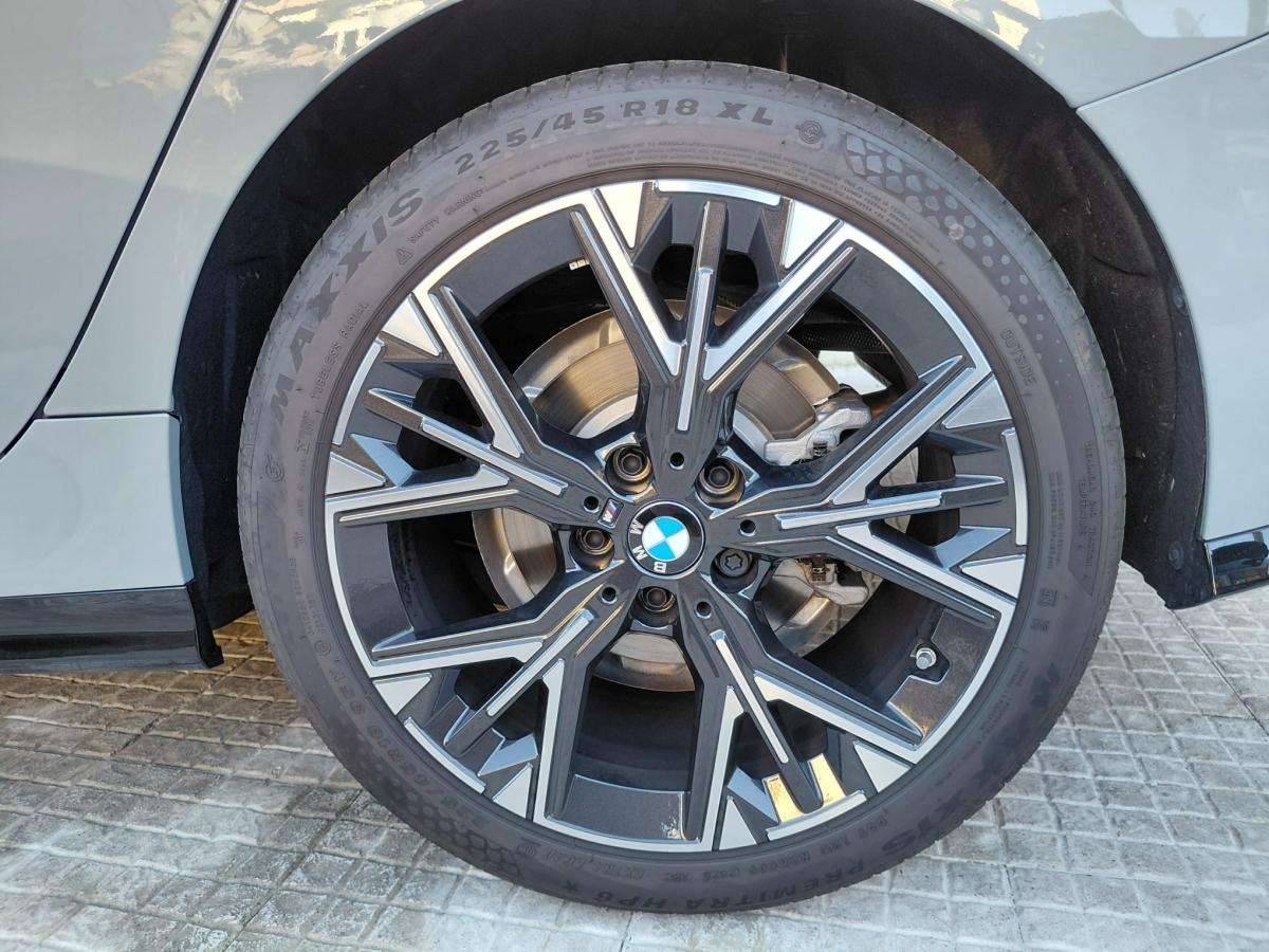 bmw-serie-1-2026-gasolina-1499cc