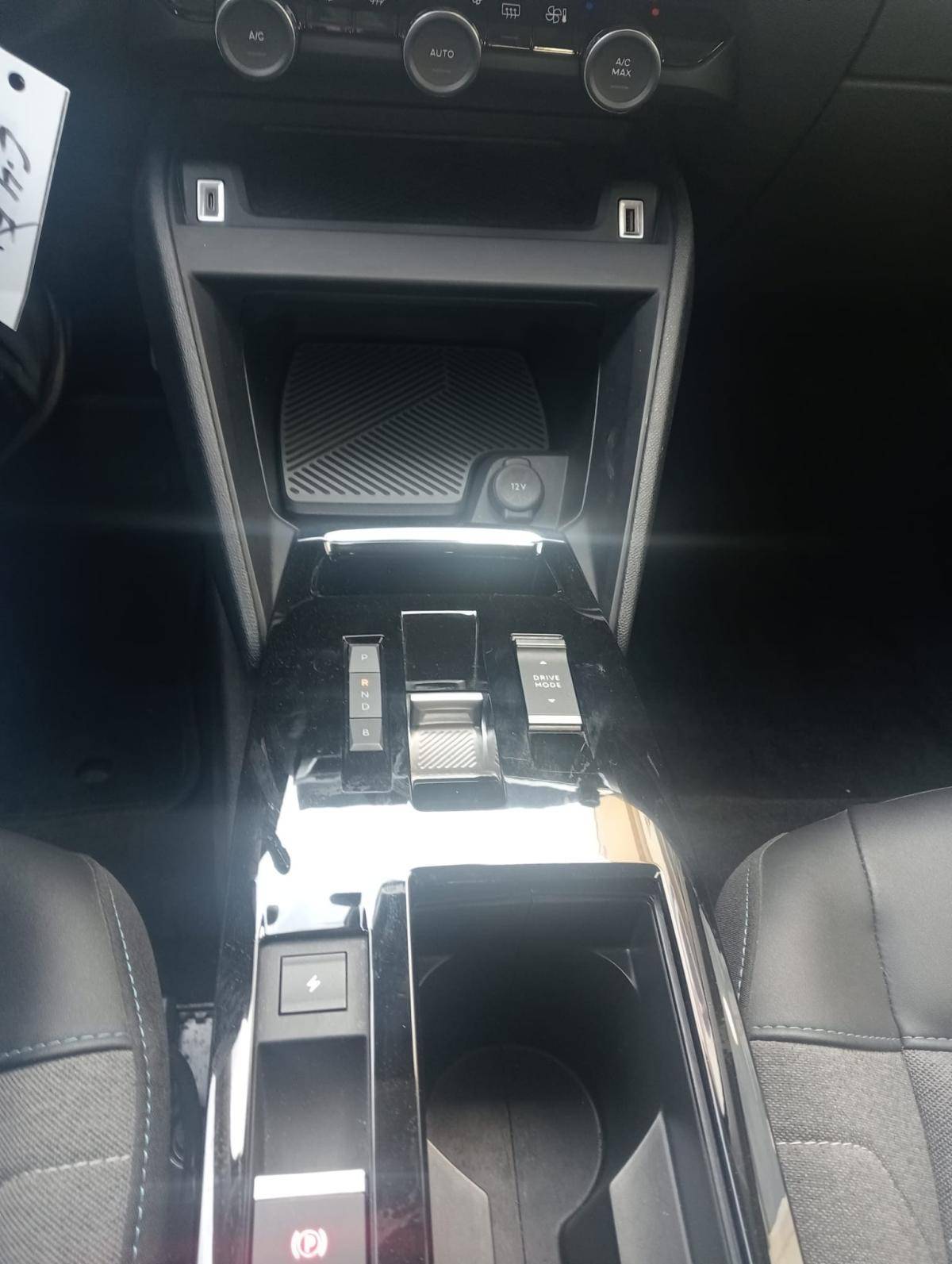 citroen-c4-2023-eletrico-0cc