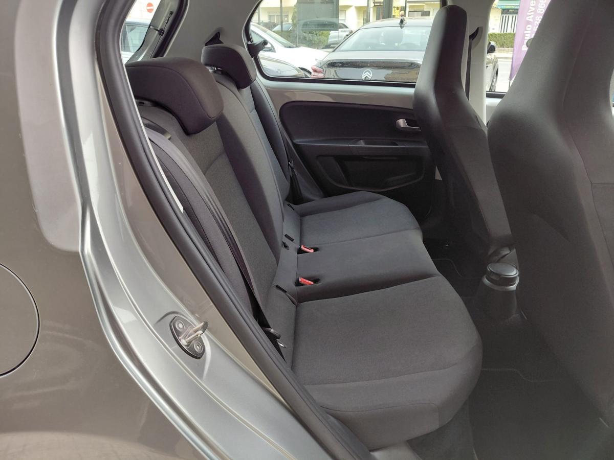 volkswagen-up-2017-gasolina-999cc