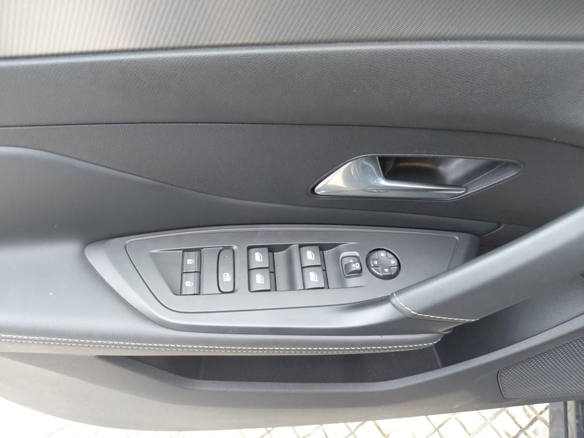 peugeot-308-2024-hibrido-a-gasolina-1598cc