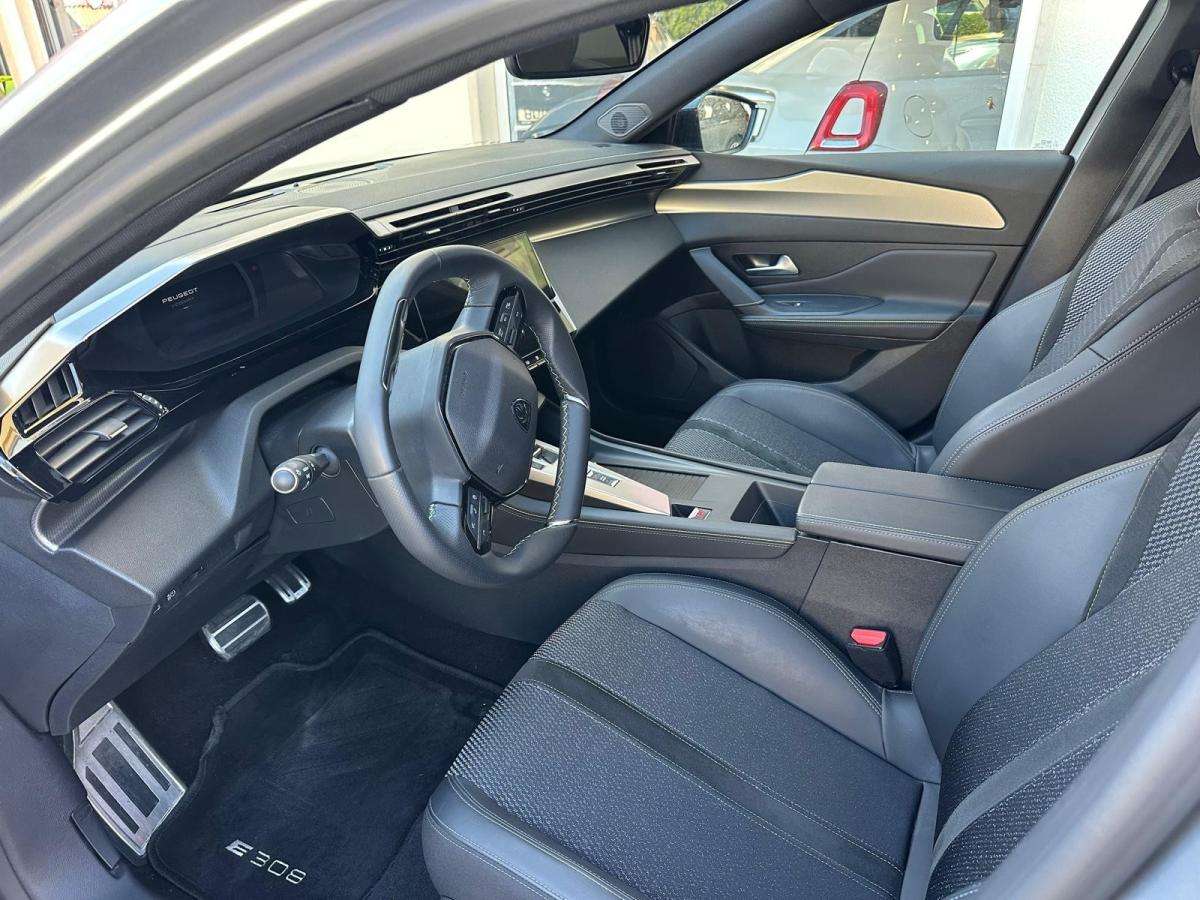 peugeot-e-308-2025-eletrico-0cc