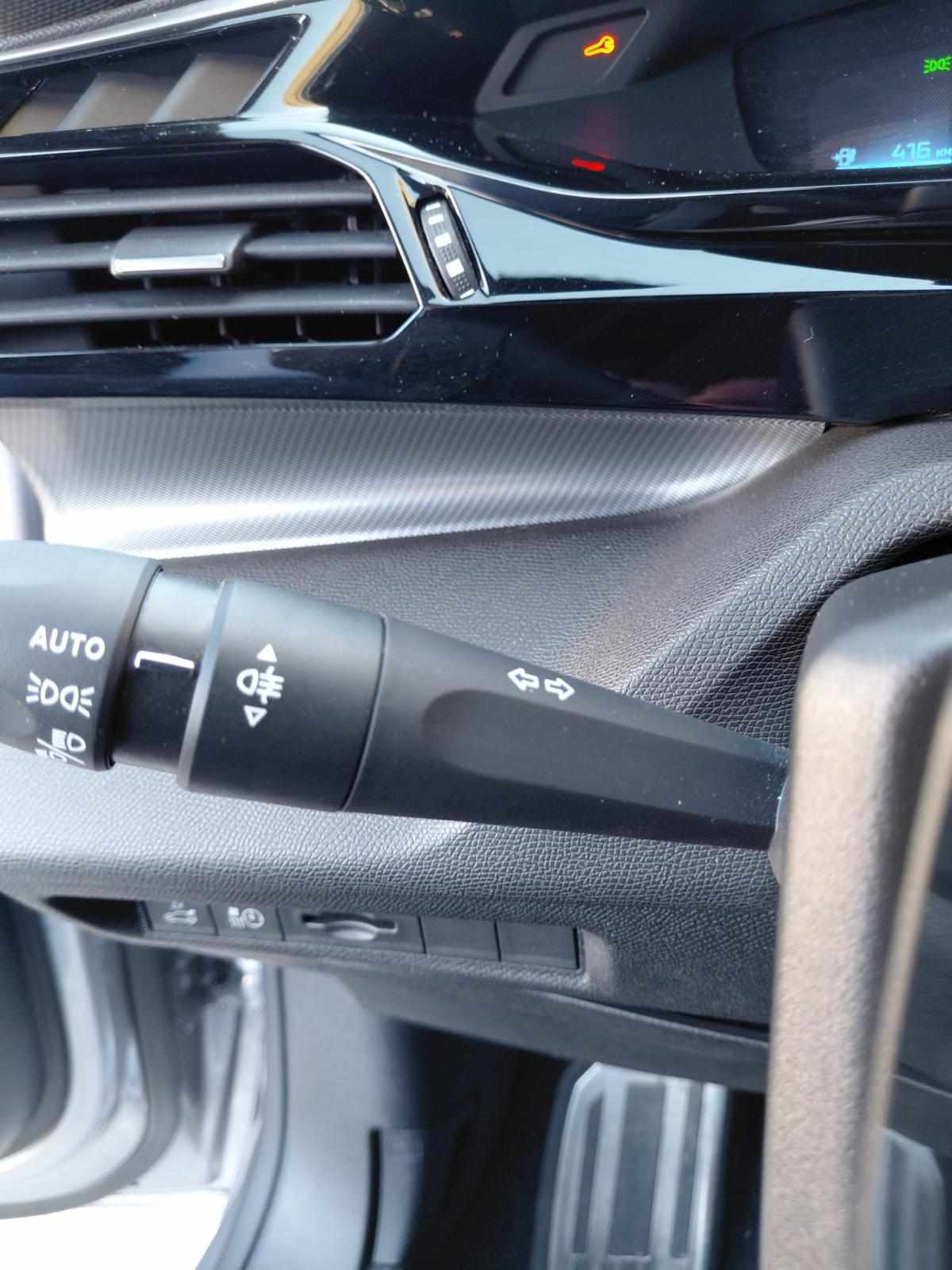 peugeot-e-308-2025-eletrico-0cc