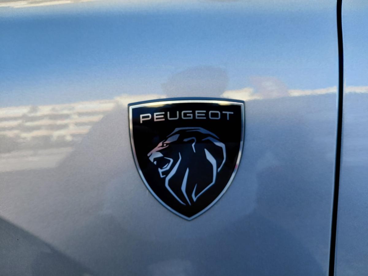 peugeot-e-308-2025-eletrico-0cc