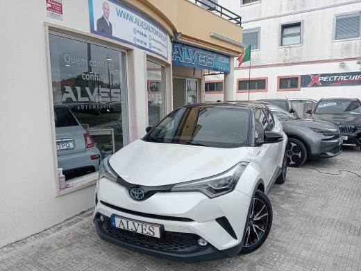 toyota-c-hr-2018-hibrido-a-gasolina-1798cc
