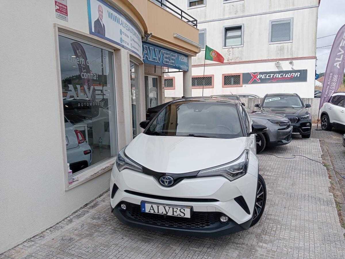 toyota-c-hr-2018-hibrido-a-gasolina-1798cc