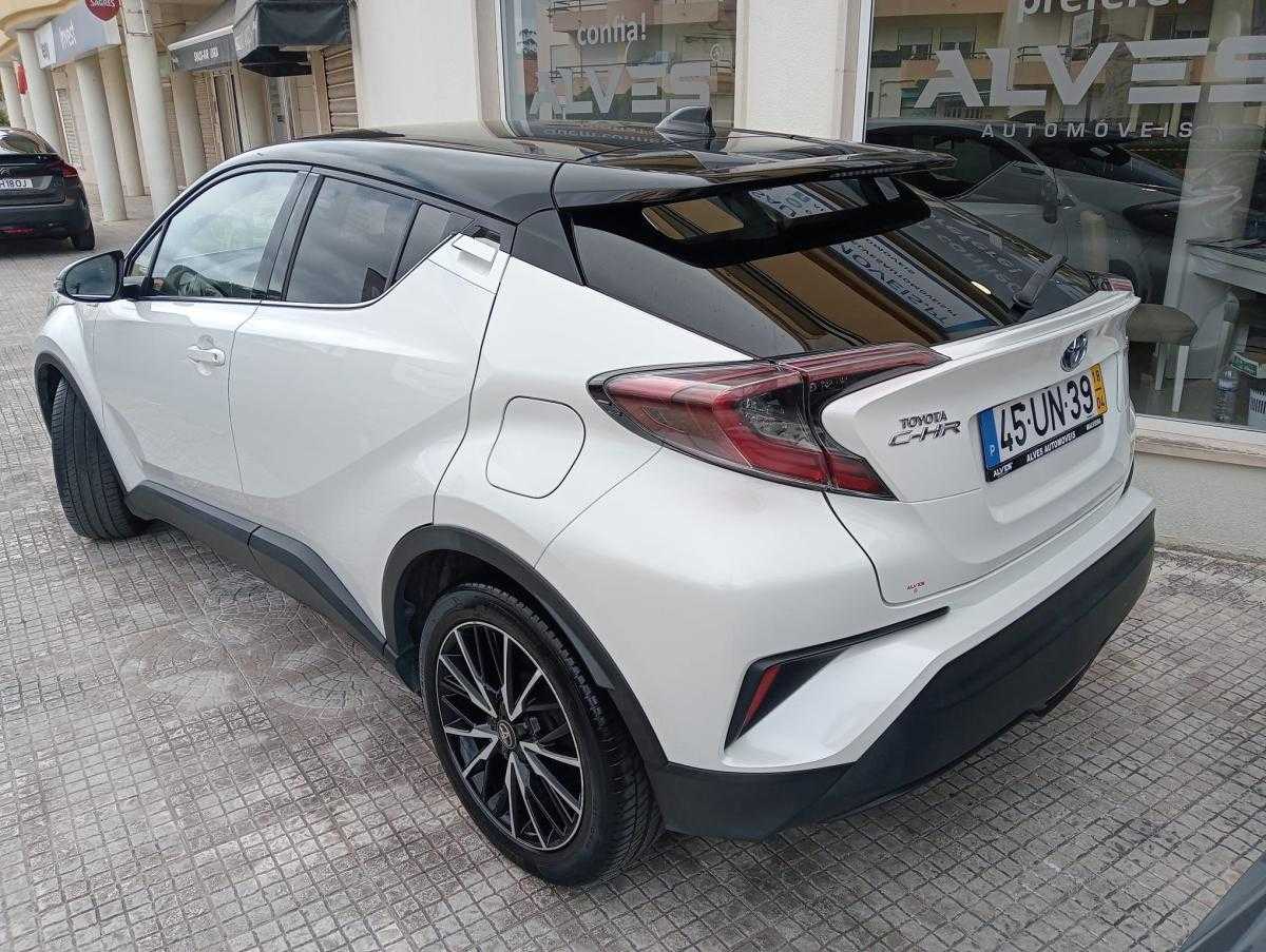 toyota-c-hr-2018-hibrido-a-gasolina-1798cc
