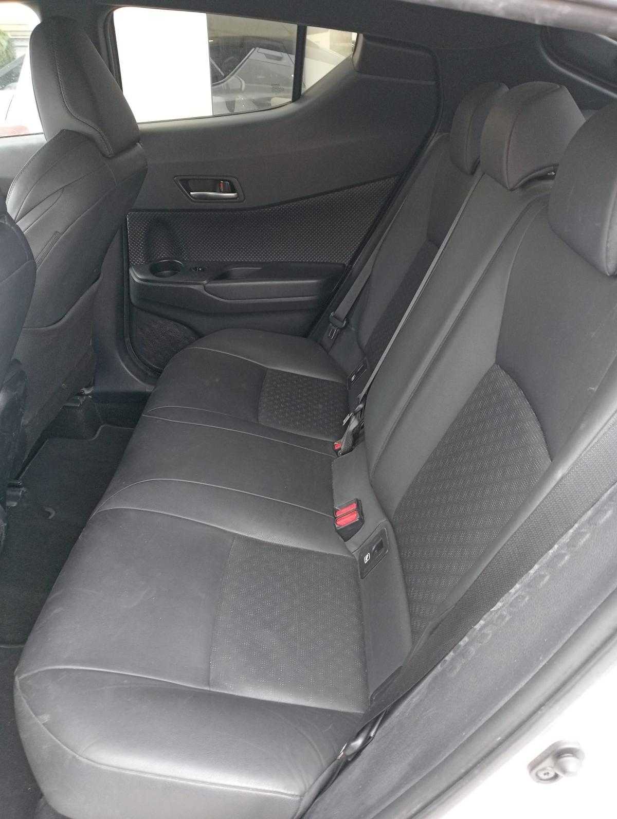 toyota-c-hr-2018-hibrido-a-gasolina-1798cc