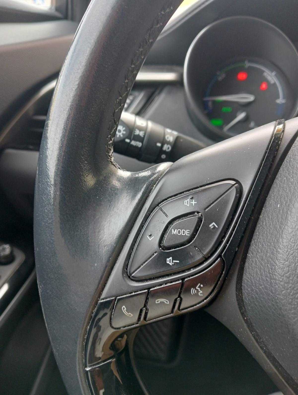 toyota-c-hr-2018-hibrido-a-gasolina-1798cc
