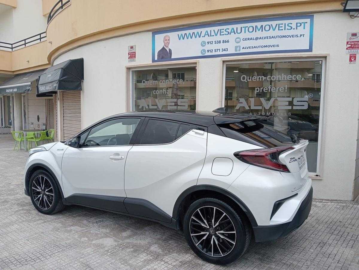 toyota-c-hr-2018-hibrido-a-gasolina-1798cc