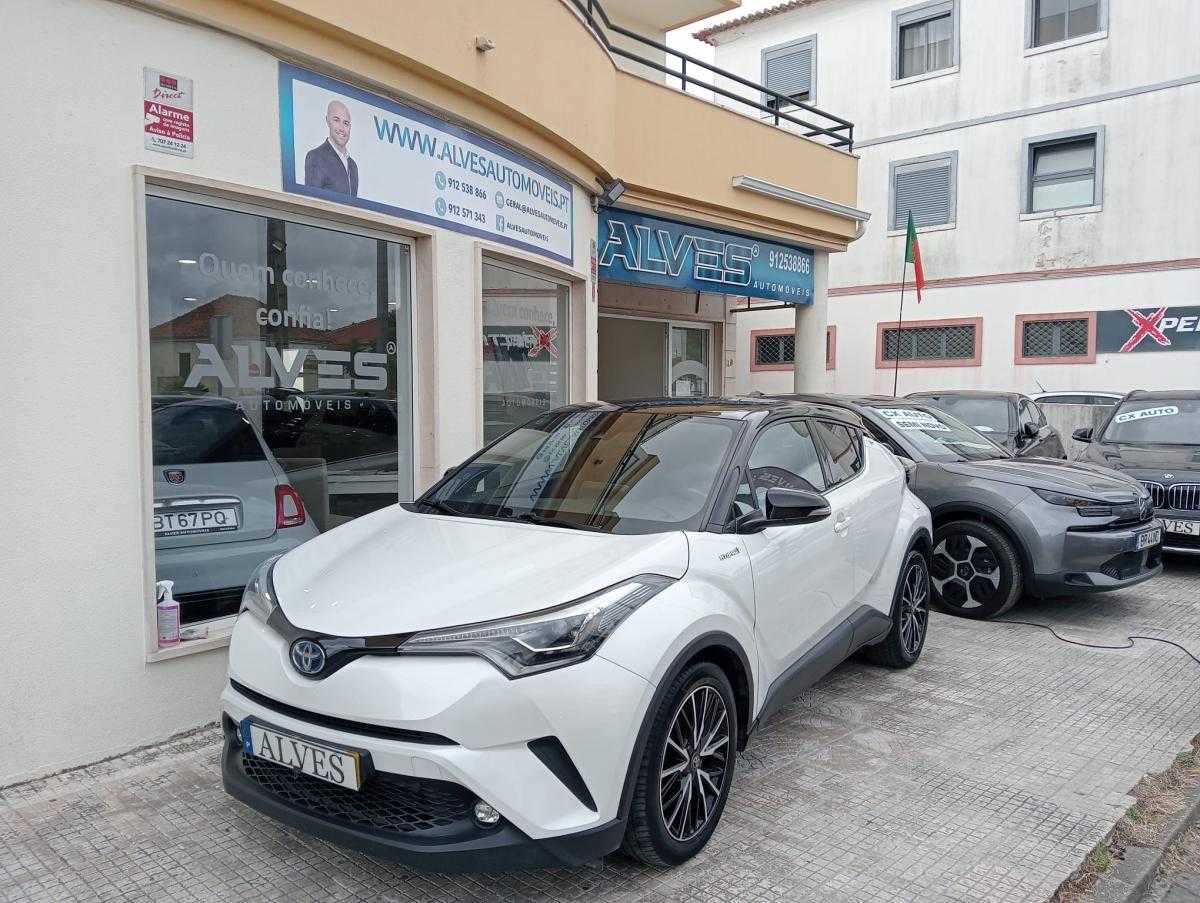 toyota-c-hr-2018-hibrido-a-gasolina-1798cc
