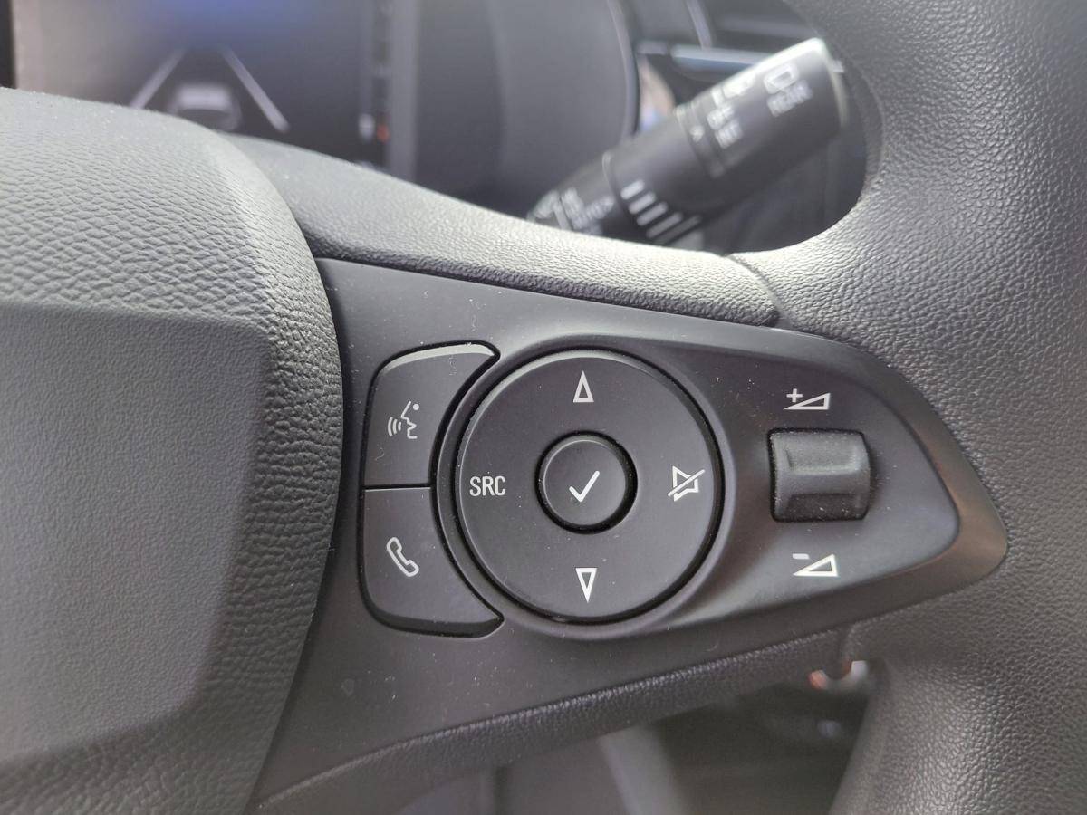 opel-corsa-2025-gasolina-1199cc