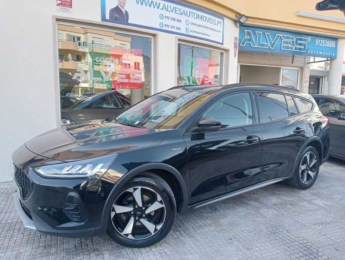 ford-focus-sw-2023-diesel-1499cc