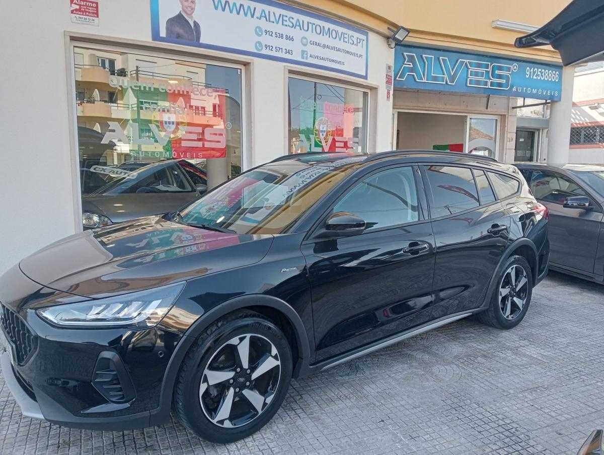 ford-focus-sw-2023-diesel-1499cc