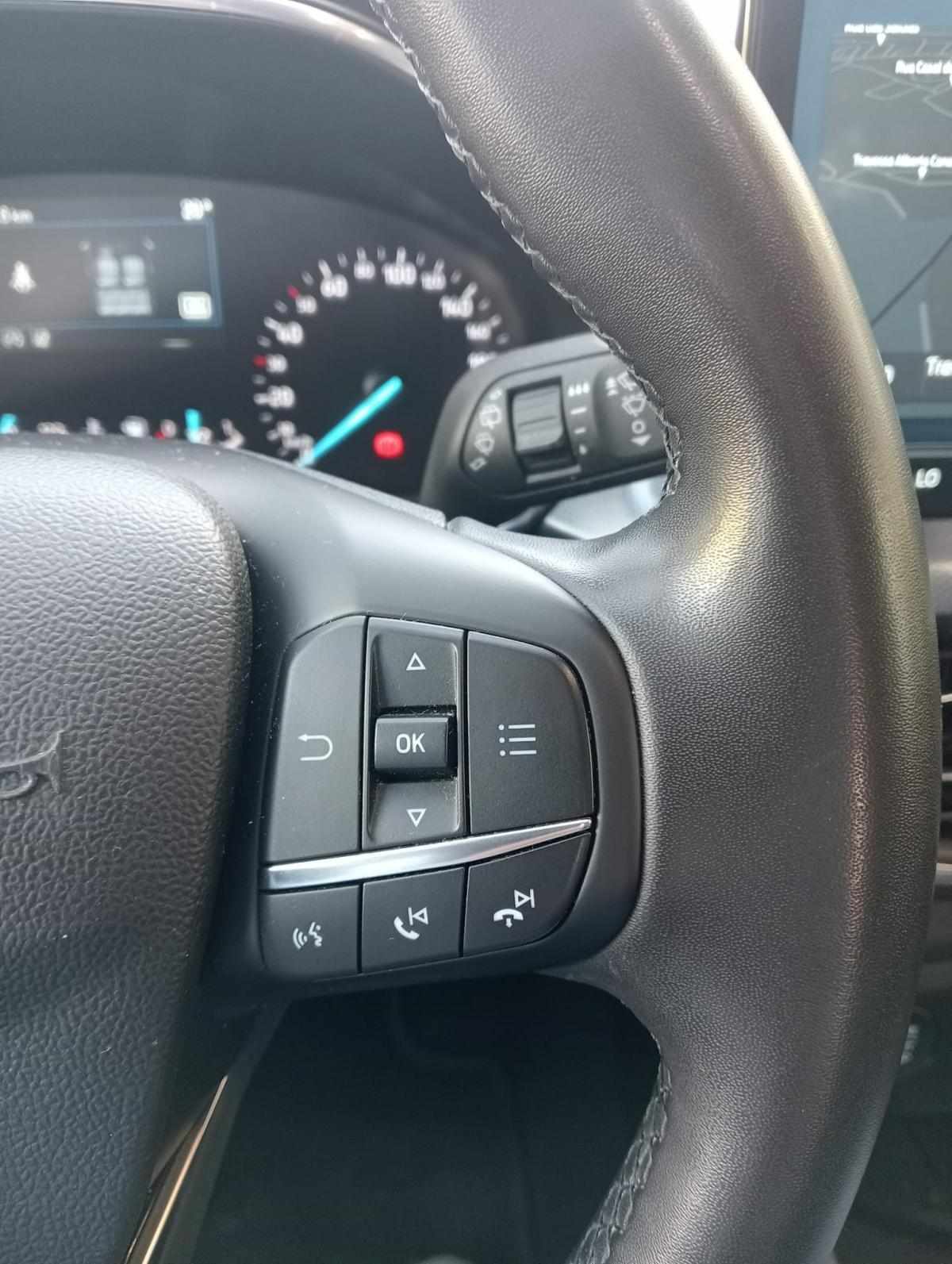 ford-focus-sw-2023-diesel-1499cc