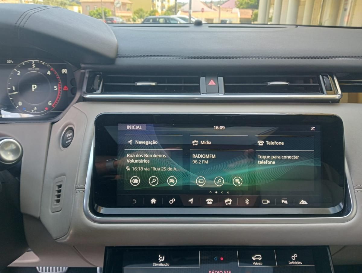 land-rover-range-rover-velar-2017-diesel-1999cc