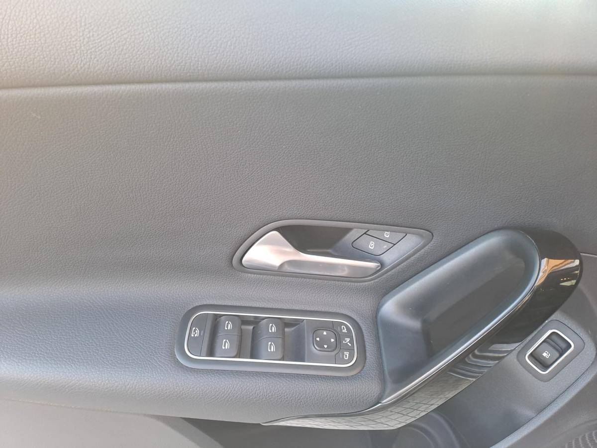 mercedes-benz-classe-a-2020-hibrido-a-gasolina-1332cc