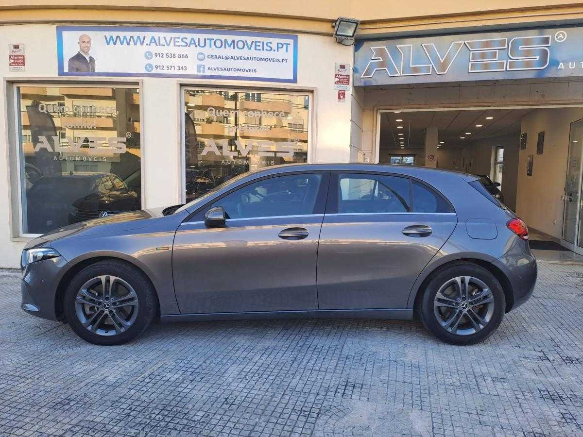 mercedes-benz-classe-a-2020-hibrido-a-gasolina-1332cc