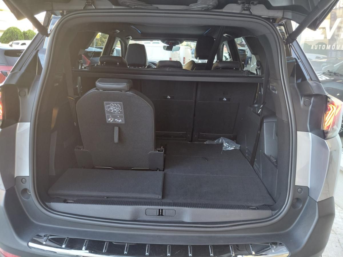 peugeot-5008-2022-diesel-1499cc