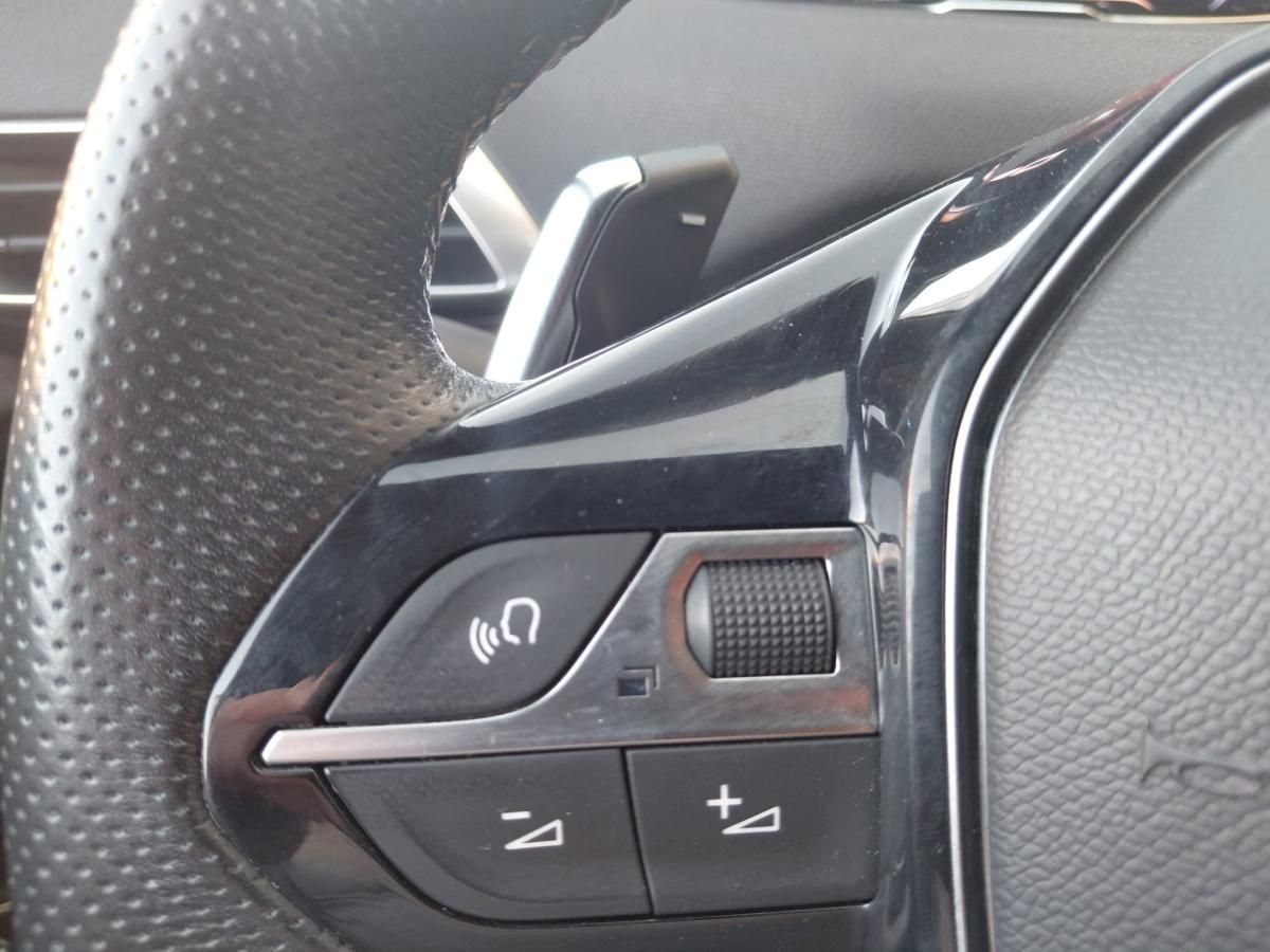 peugeot-5008-2022-diesel-1499cc