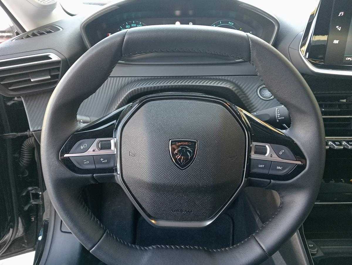 peugeot-208-2025-eletrico-0cc
